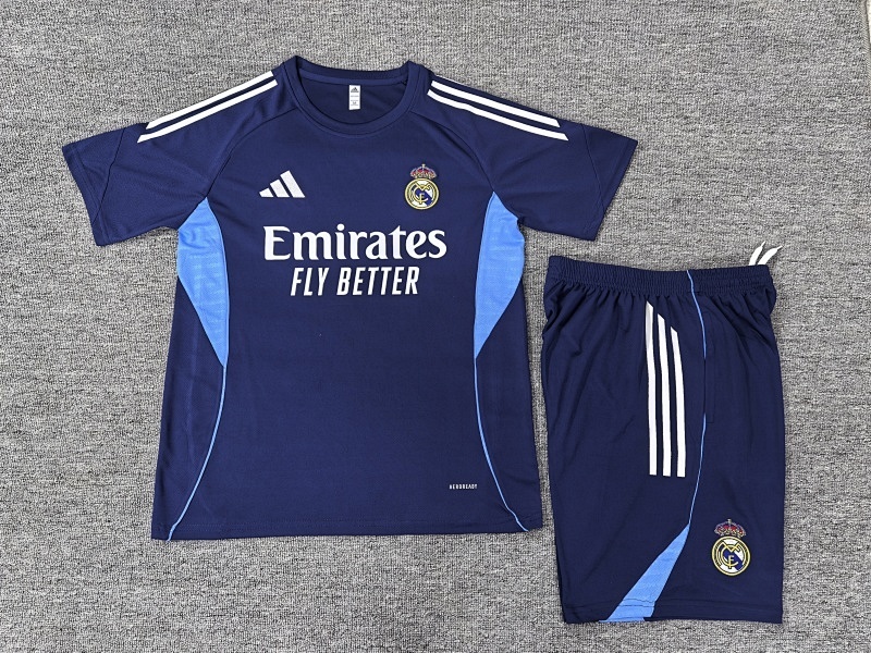 Real Madrid Kids Short Sleeve Tracksuit 16#-28# · 3