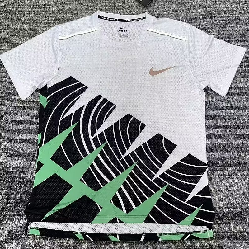 Nike T-shirt T 10