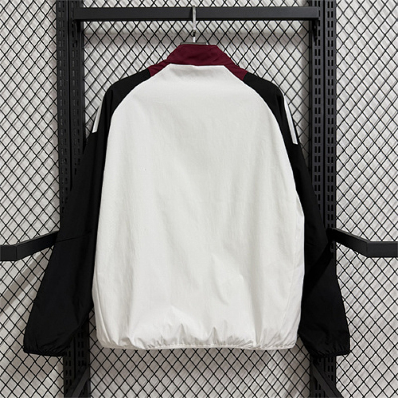 Manchester United Windbreaker · 2