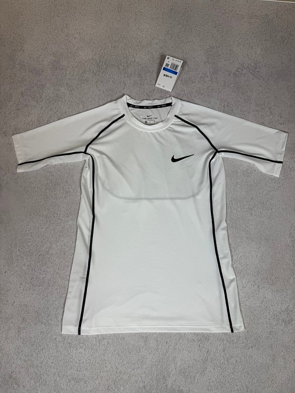 Nike T-shirt T 3