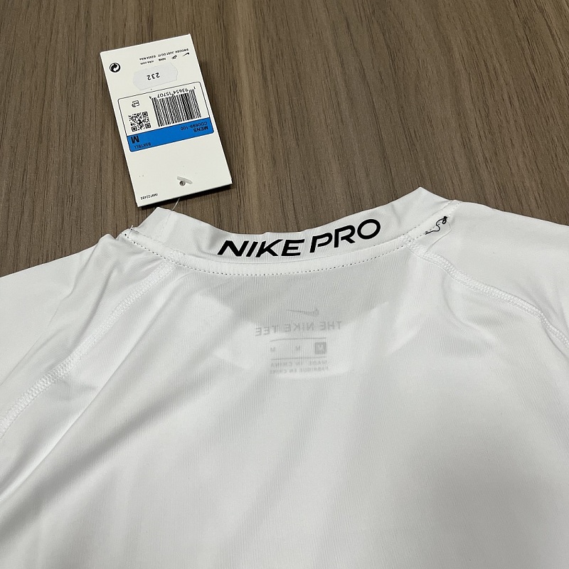 Nike T-shirt T 6