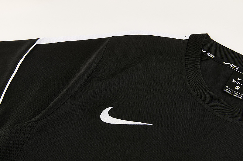 Nike Short Sleeve Tracksuit Kit 11