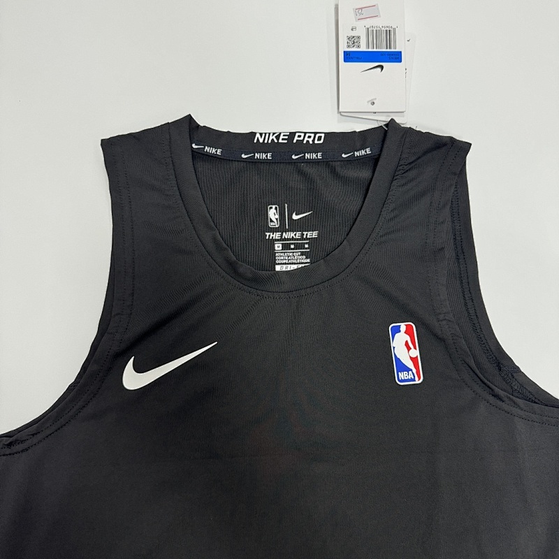 Nike Vest 8