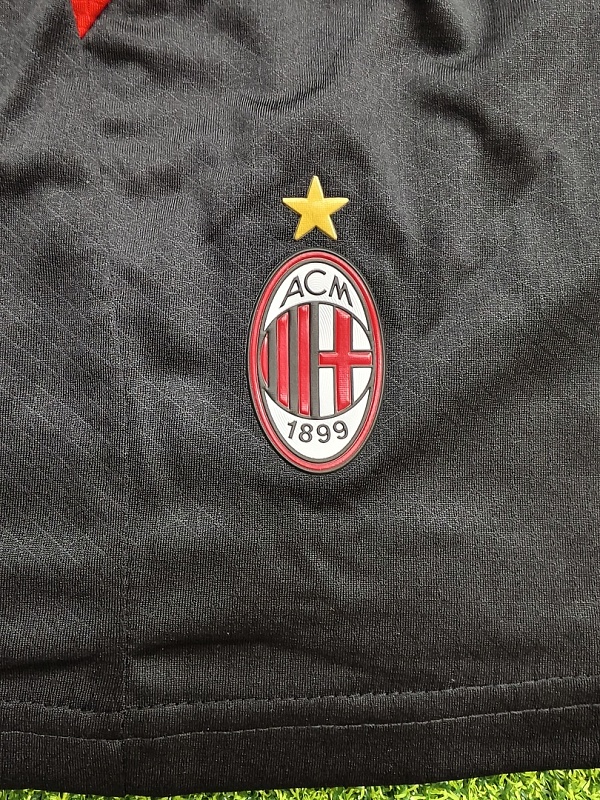 Ac Milan Home Kids Player Jersey+shorts Kit 16#-28# Ac · 4