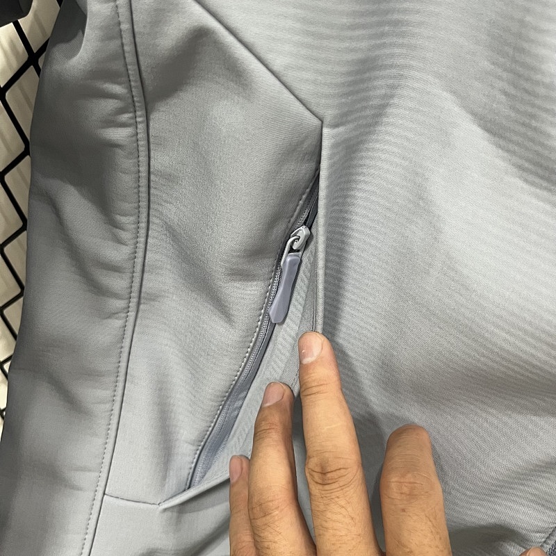Descente Outdoor Jackets M~4xl · 5