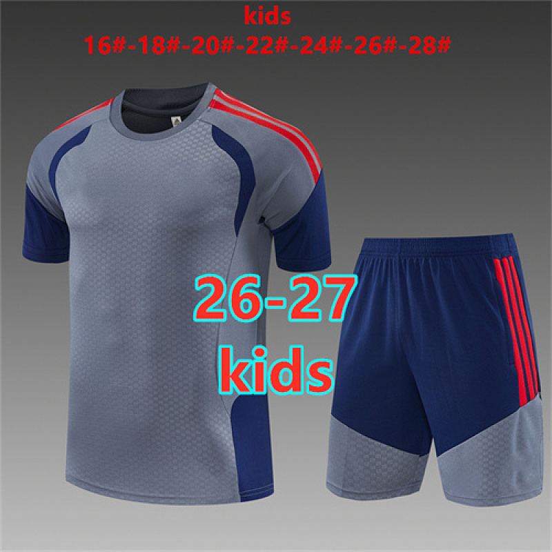 Bayern Kids Short Sleeve Tracksuit 16#-28# · 3