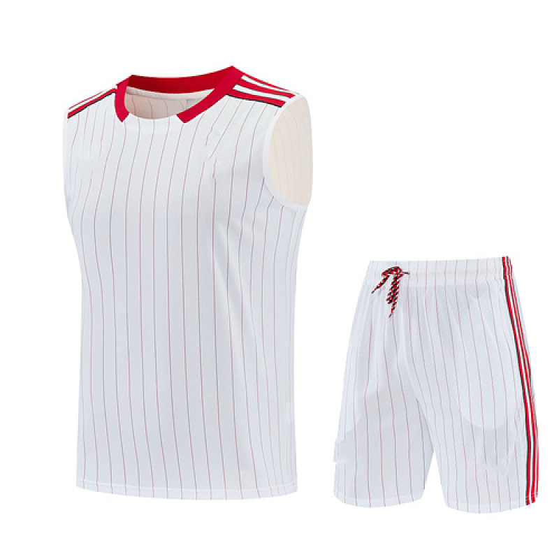 Manchester United Vest Tracksuit Kit 11
