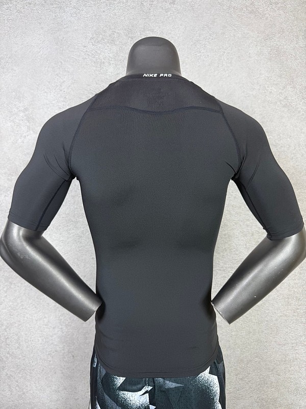 Nike T-shirt T 6