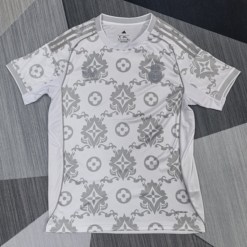 Real Madrid Special Fans Version Jersey LV · 5