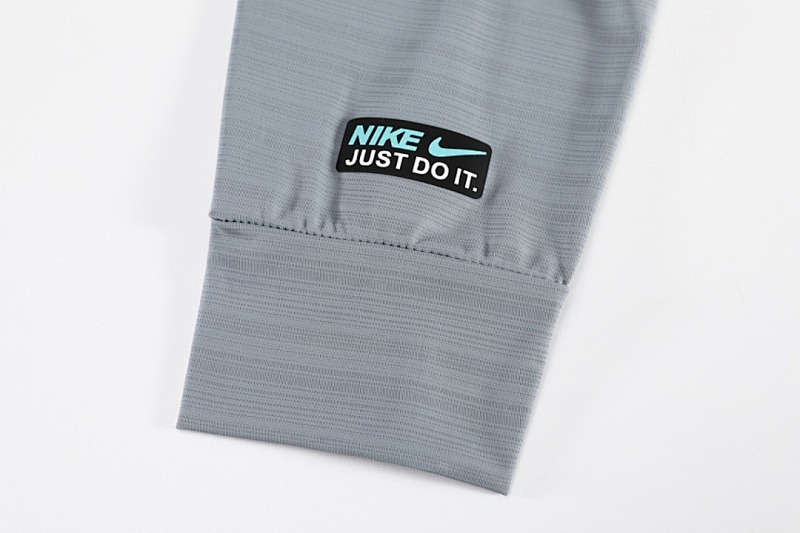 Nike Long Sleeve T-shirt Jersey T 9