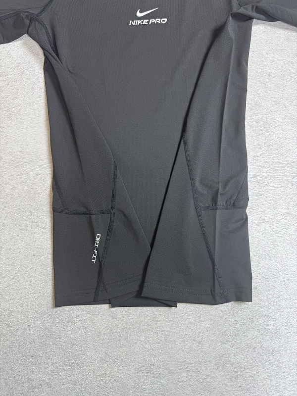 Nike T-shirt T 4