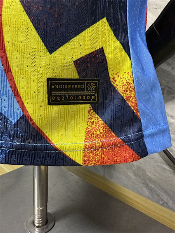 Barcelona Special Player Version Jersey · 5