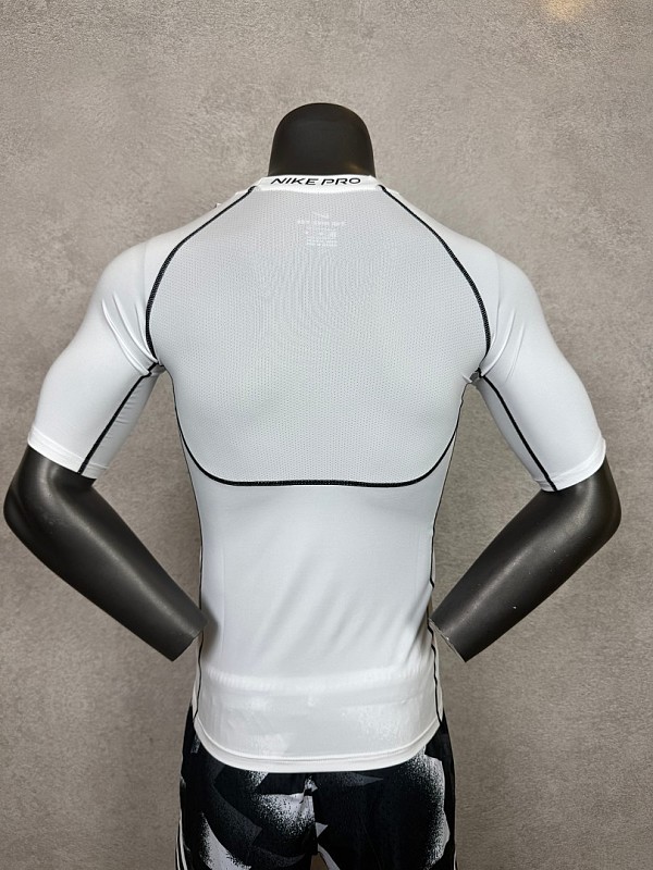 Nike T-shirt T 5