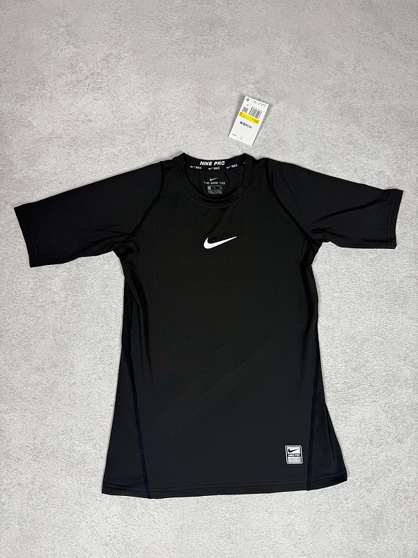 Nike T-shirt T 4