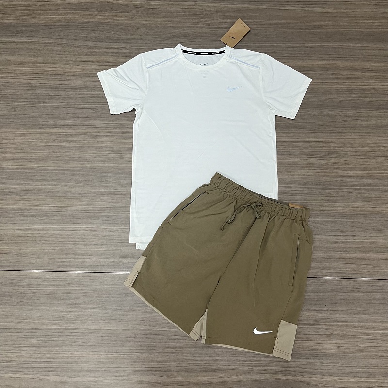 Nike Short Sleeve+shorts Kit 3
