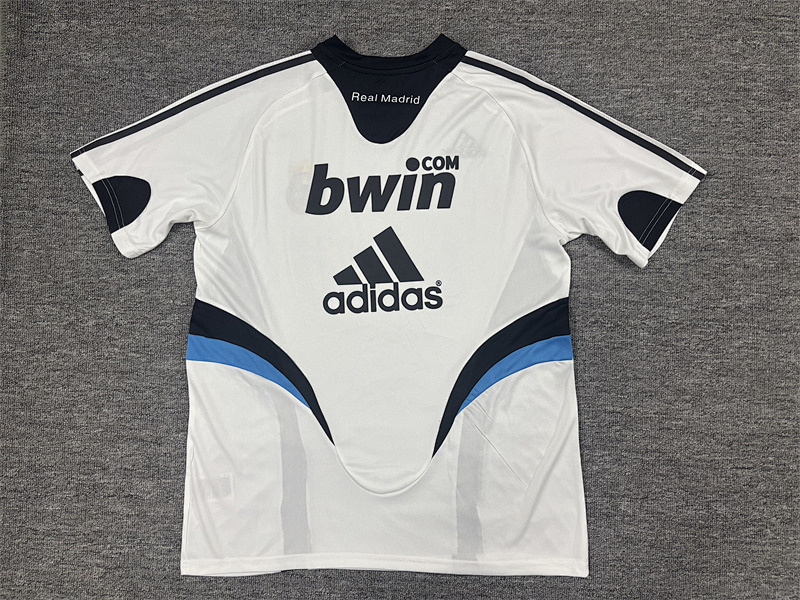 2008-09 Real Madrid Retro Jersey · 4