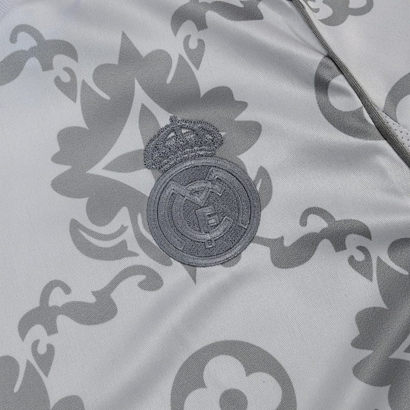Real Madrid Special Fans Version Jersey LV · 6