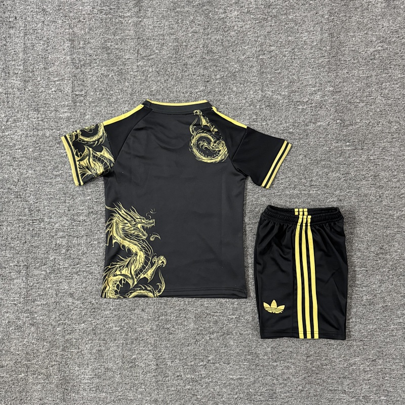 Real Madrid Special Kids Jersey+shorts Kit 16#-28# · 4
