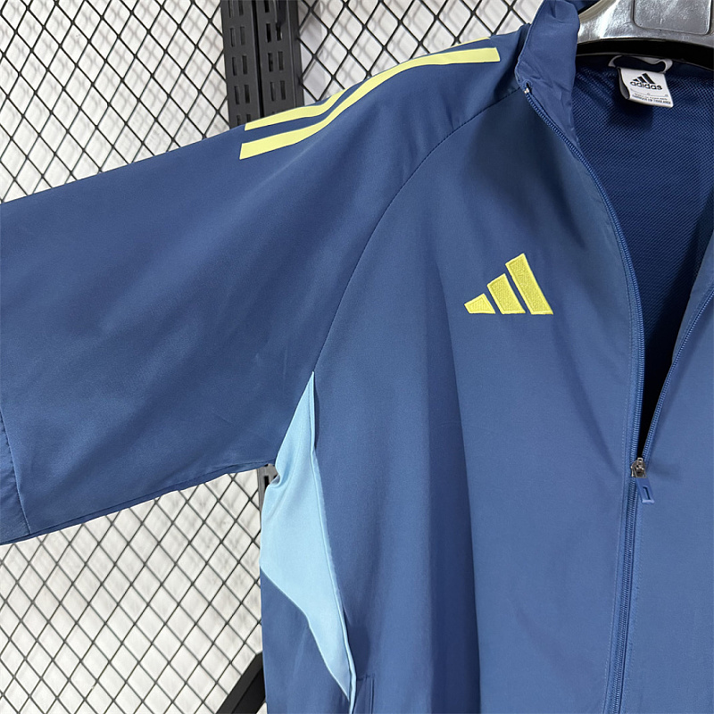 America Windbreaker · 6