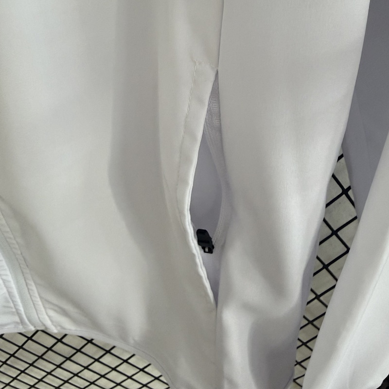Nike Windbreaker 5