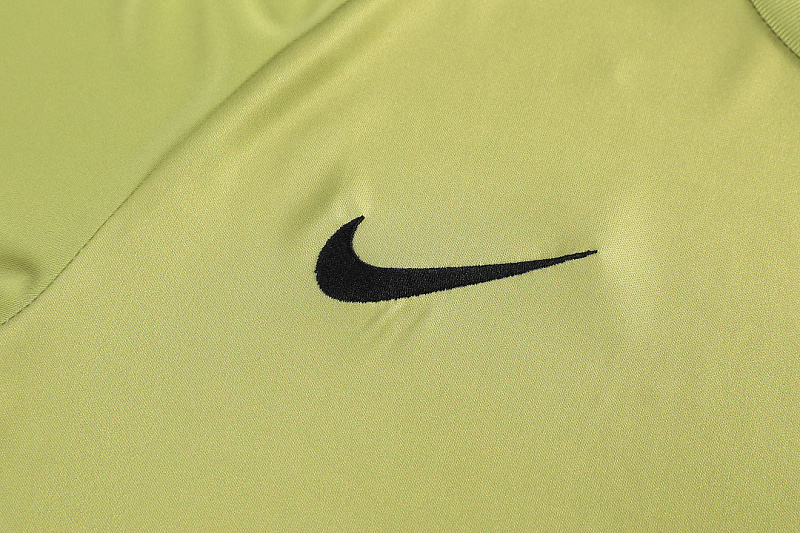 Nike Short Sleeve Tracksuit Kit 12