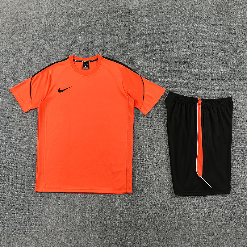 Nike Short Sleeve Tracksuit Kit 12