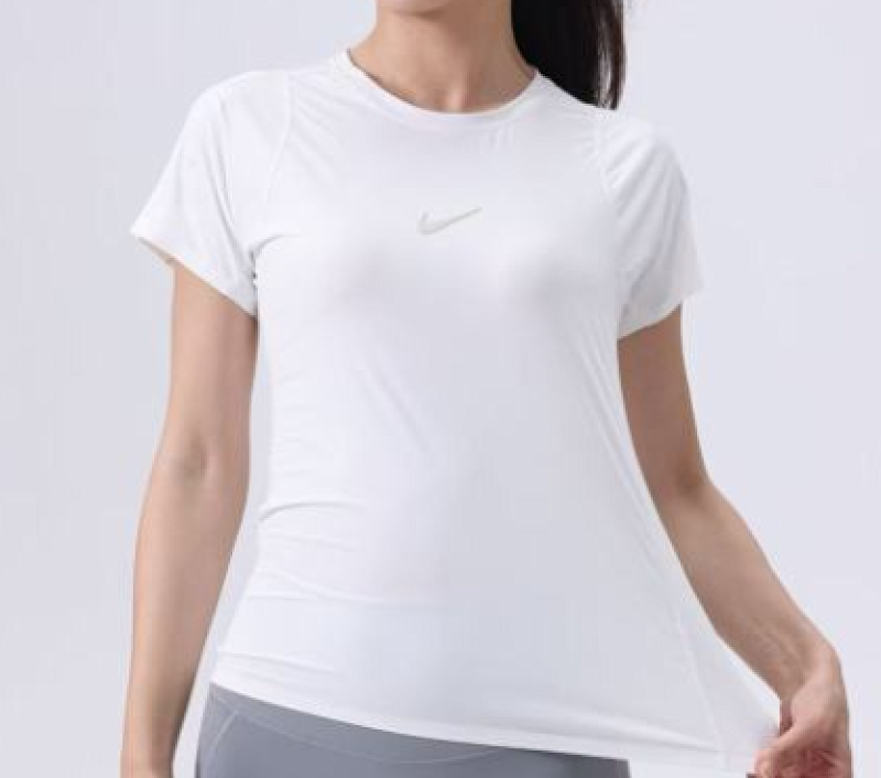 Nike Girl's Yoga Clothes 2
