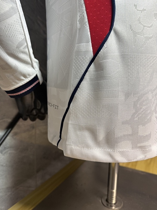 2026 England Home Player Long 32 Teams Jersey 32 · 6