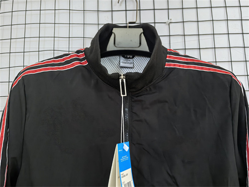 Manchester United Windbreaker · 3