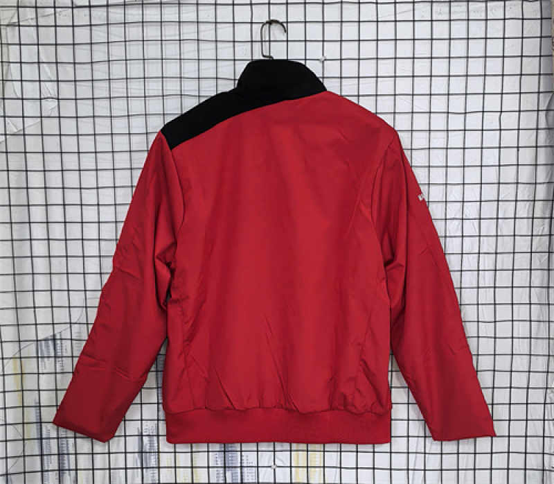 Manchester United Retro Windbreaker · 6