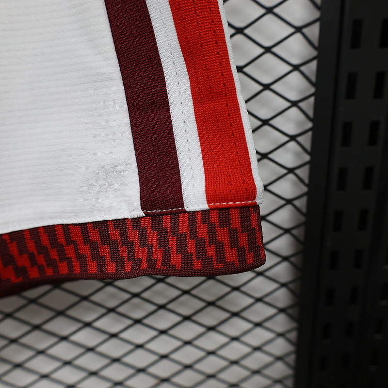 Arsenal Home Player Version Shorts 5