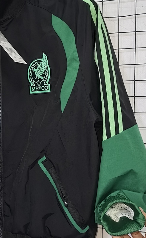 2026 Mexico Windbreaker · 3