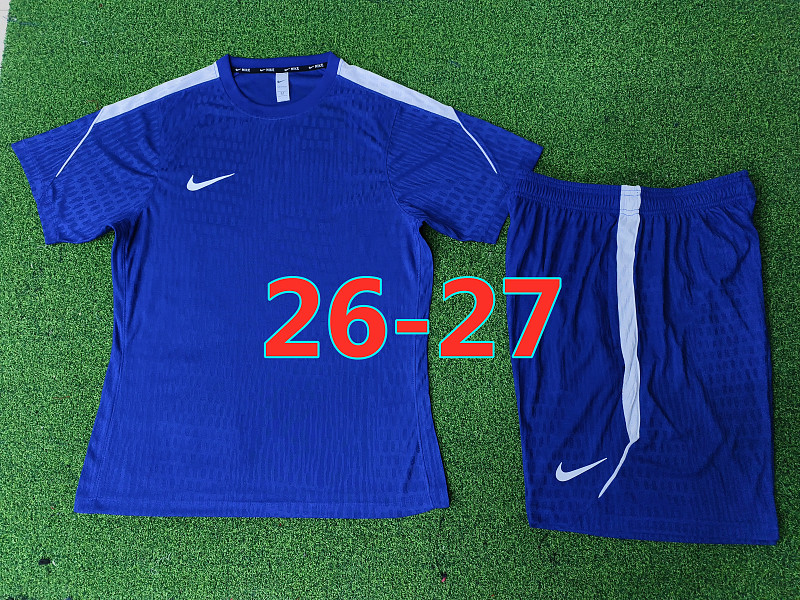 Nike Short Sleeve+shorts Kit