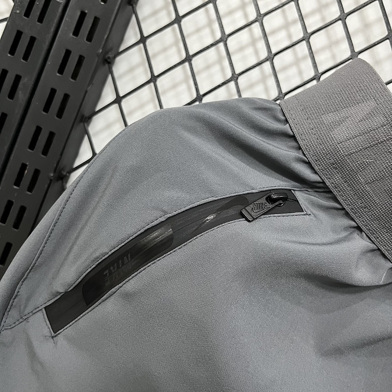 Nike Short · 6