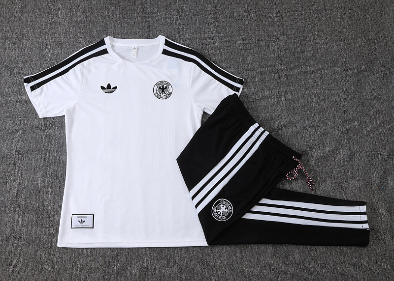2026 Germany Player Short Sleeve+pants Kit · 4