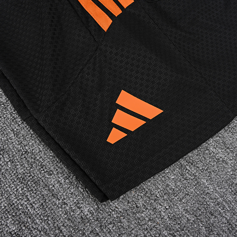 Arsenal Short Sleeve Tracksuit 12