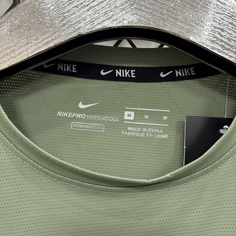 Nike T-shirt T 5