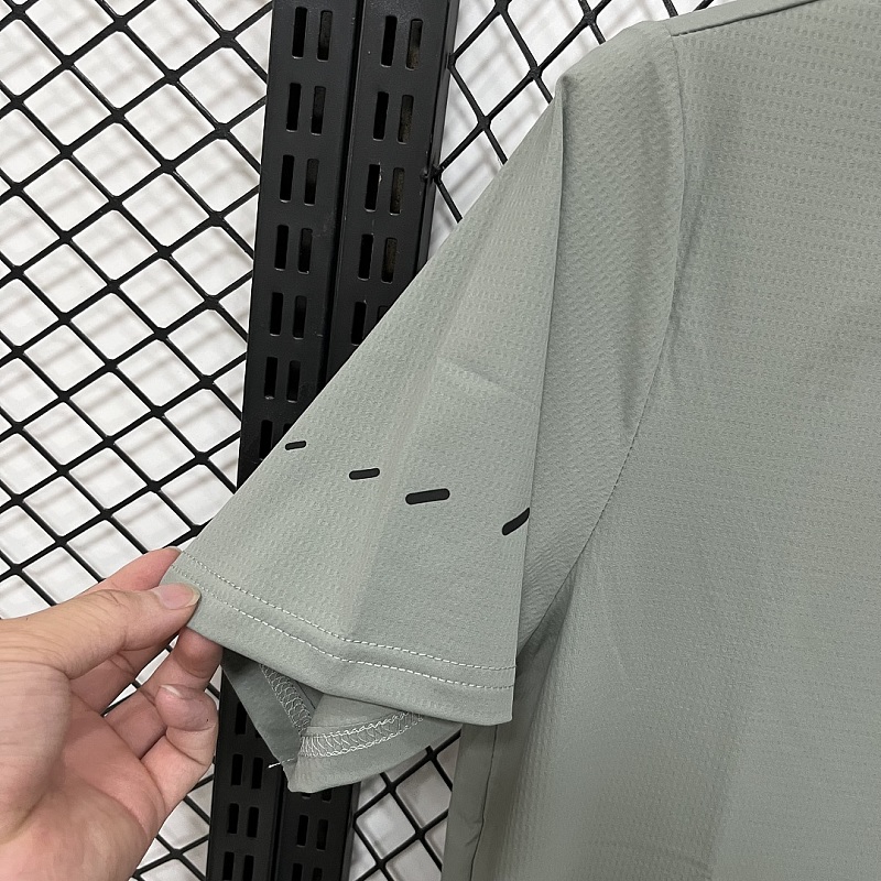 Nike T-shirt 6
