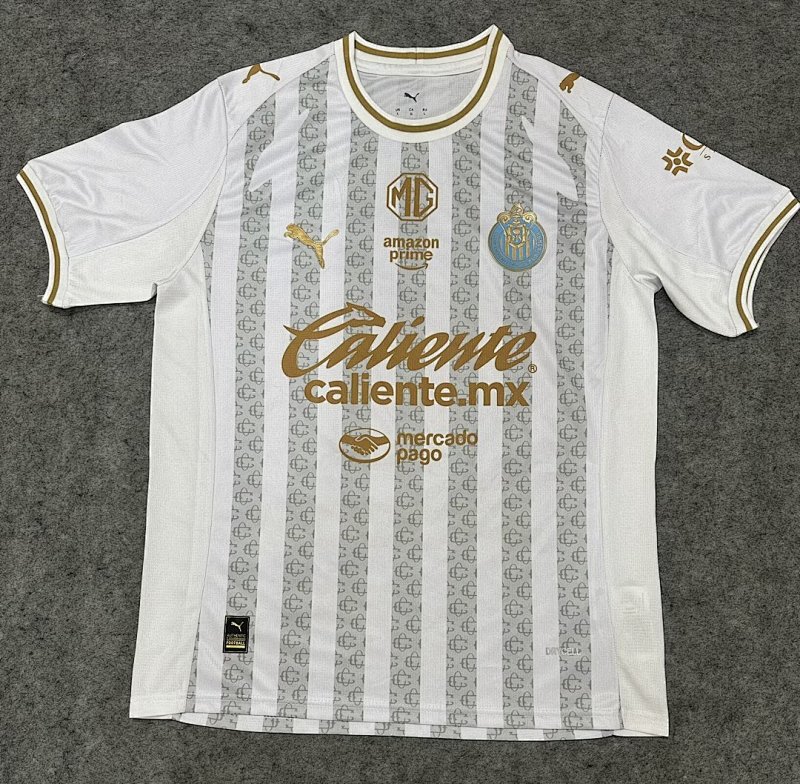 Chivas Special Fans Version Jersey · 4