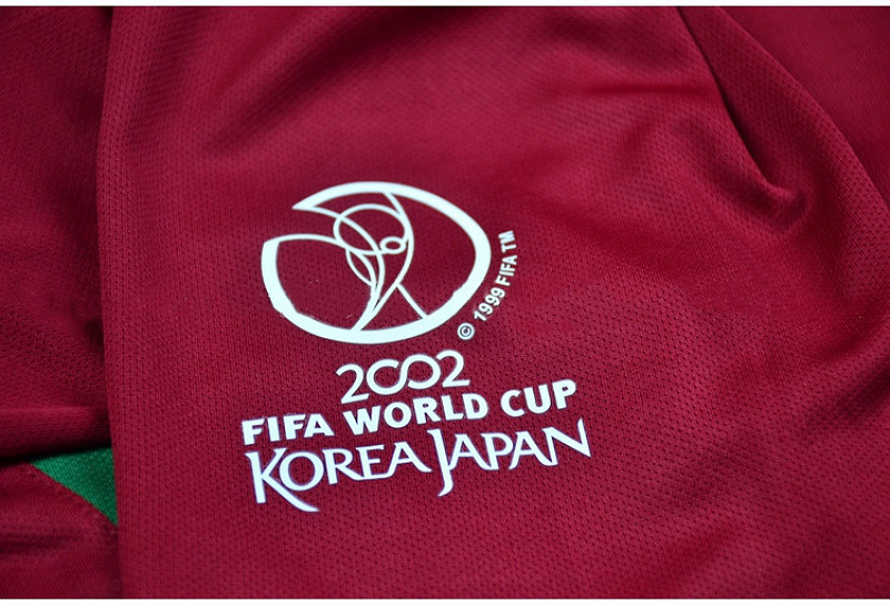 2002 Portugal Away Retro Jersey 3