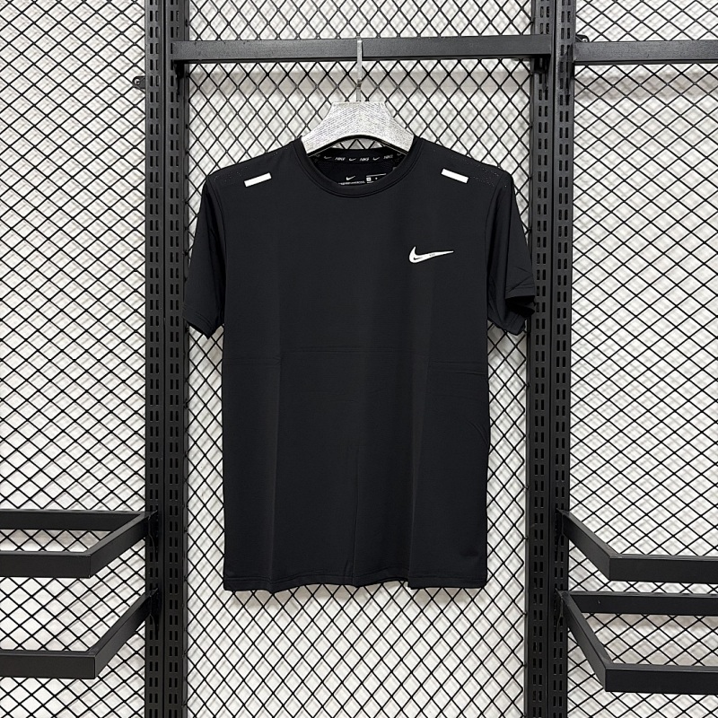 Nike T-shirt T 10