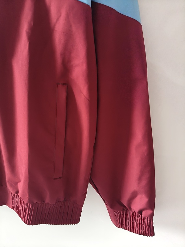1993-1994 Sevilla Retro Embroidery Windbreaker · 3