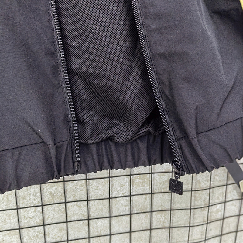 Arsenal Embroidery Windbreaker · 6