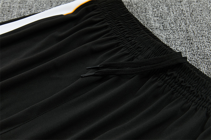 Chelsea Long Sleeve Tracksuit 10