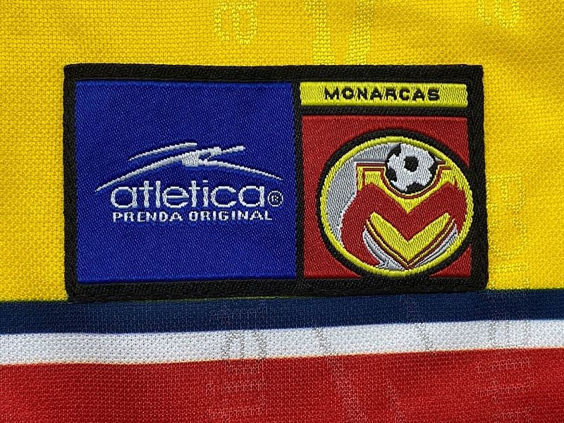 1999-00 Morelia Home Retro Long Sleeve Jersey · 4