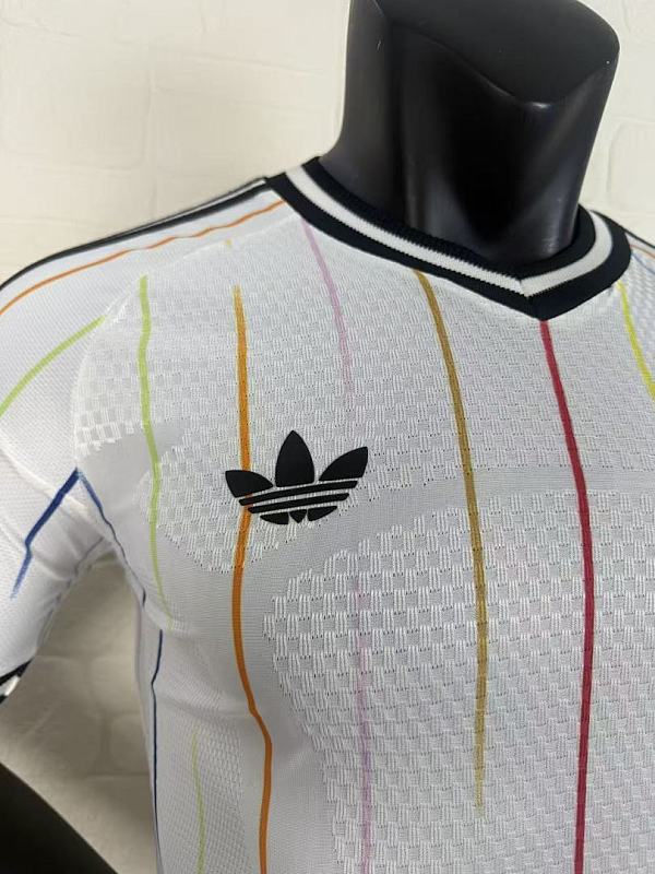2026 Japan Away Player 32 Teams Jersey 32 · 5