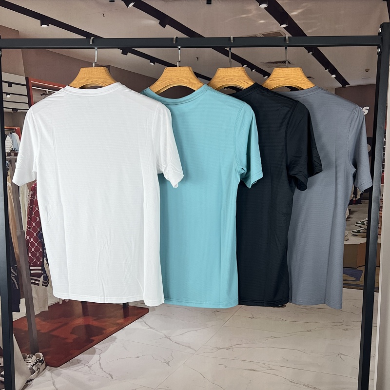 Adidas T-shirt T