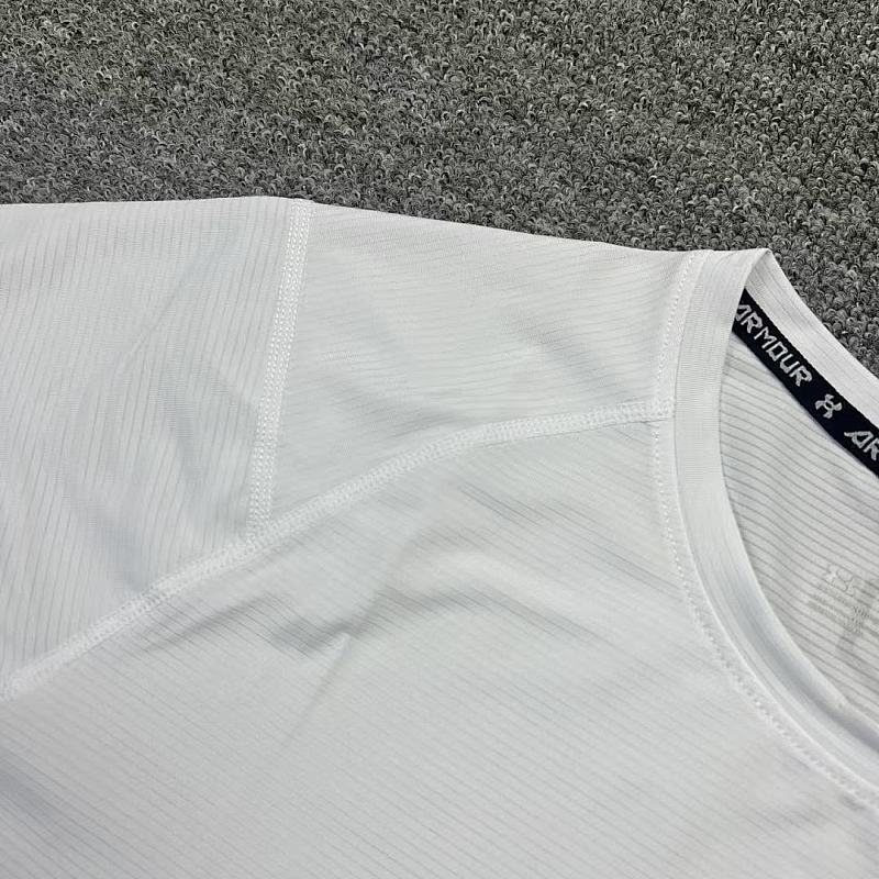 Under Armour T-shirt T · 3