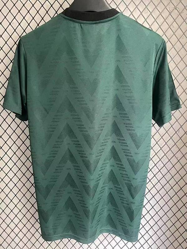Adidas T-shirt T 5