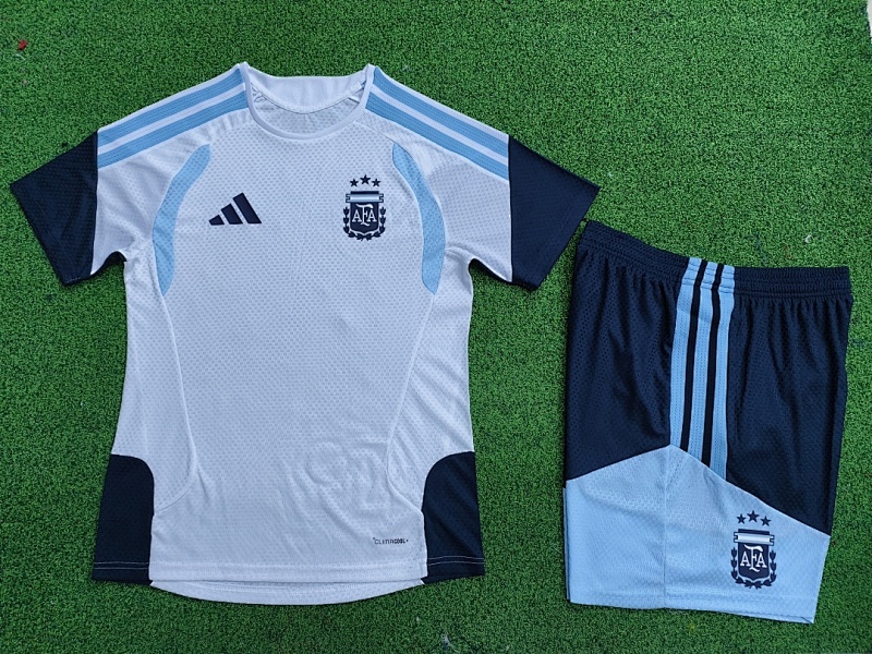 2026 Argentina Training Player Short Sleeve Kit · 6